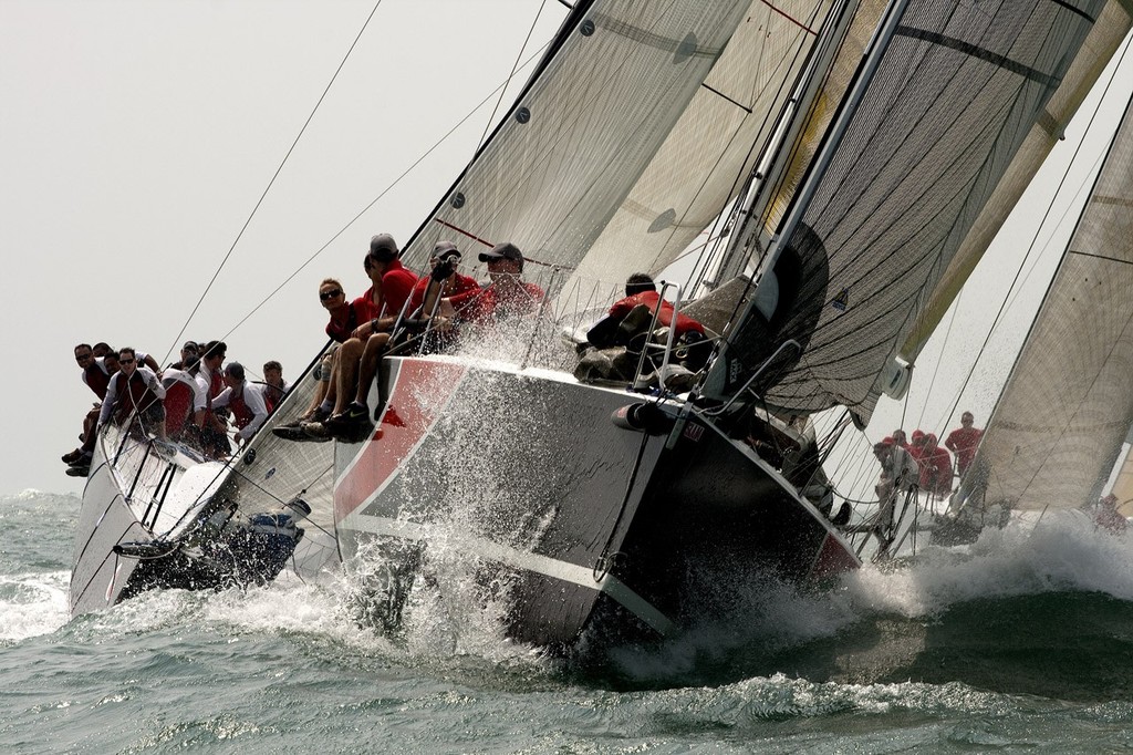 Evolution Racing ahead of FreeFire1280 ©  RHKYC/Guy Nowell http://www.guynowell.com/